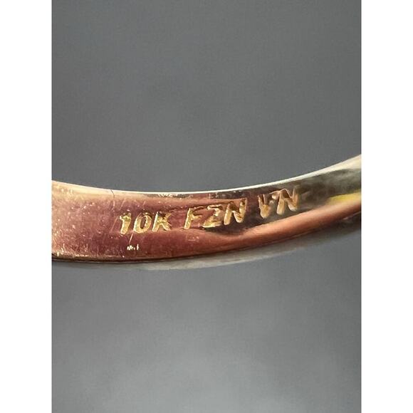 10k gold CZ past present and future ring size 9 - Picture 3 of 10